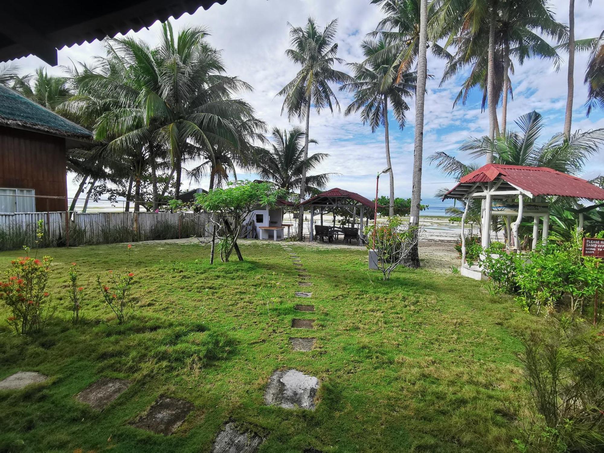 Tropicasa Siquijor Seafront Guest House Solangon Zewnętrze zdjęcie